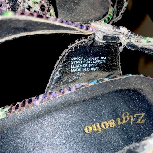 Snakeskin Heels - Picture 3 of 4